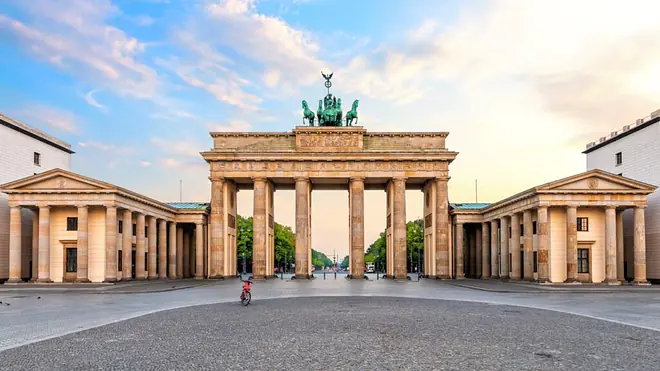 brandenburger tor, brandenburger tor berlin, berlin brandenburger tor, brandenburg tor, brandenburger tor 1945, brandenburgertor, berlin tor, wann wurde das brandenburger tor gebaut, brandenburger tor steckbrief, wie alt ist das brandenburger tor, berlin sights, brandenburger tor ddr, brandenburger tor höhe, wer hat das brandenburger tor gebaut, wie hoch ist das brandenburger tor, brandenburg gate, brandenburger tor geschichte, bradenburger tor mauer, warum wurde das brandenburger tor gebaut, top sights in berlin, brandeburger tor, brandenburger tor von oben, wo ist das brandenburger tor, brandenburger tor besonderheiten, brandenburger tot, berliner brandenburger tor, berliner mauer brandenburger tor, wann wurde das brandenburger tor erbaut, brandenburg gate berlin, branden burger tor, höhe brandenburger tor, berlin brandenburg gate, brandenburger tor mauer ostseite, brandenburger gate, wie groß ist das brandenburger tor, brandenburger tor in berlin, branderburger tor 