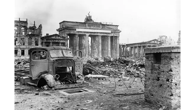 brandenburger tor, brandenburger tor berlin, berlin brandenburger tor, brandenburg tor, brandenburger tor 1945, brandenburgertor, berlin tor, wann wurde das brandenburger tor gebaut, brandenburger tor steckbrief, wie alt ist das brandenburger tor, berlin sights, brandenburger tor ddr, brandenburger tor höhe, wer hat das brandenburger tor gebaut, wie hoch ist das brandenburger tor, brandenburg gate, brandenburger tor geschichte, bradenburger tor mauer, warum wurde das brandenburger tor gebaut, top sights in berlin, brandeburger tor, brandenburger tor von oben, wo ist das brandenburger tor, brandenburger tor besonderheiten, brandenburger tot, berliner brandenburger tor, berliner mauer brandenburger tor, wann wurde das brandenburger tor erbaut, brandenburg gate berlin, branden burger tor, höhe brandenburger tor, berlin brandenburg gate, brandenburger tor mauer ostseite, brandenburger gate, wie groß ist das brandenburger tor, brandenburger tor in berlin, branderburger tor 